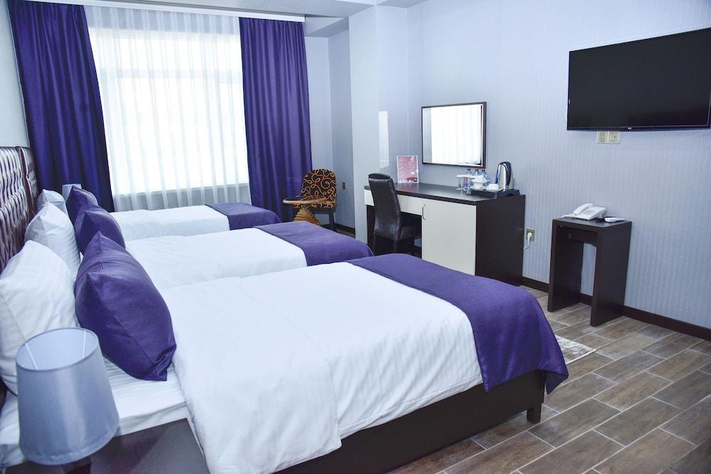 Supreme Hotel Baku Extérieur photo