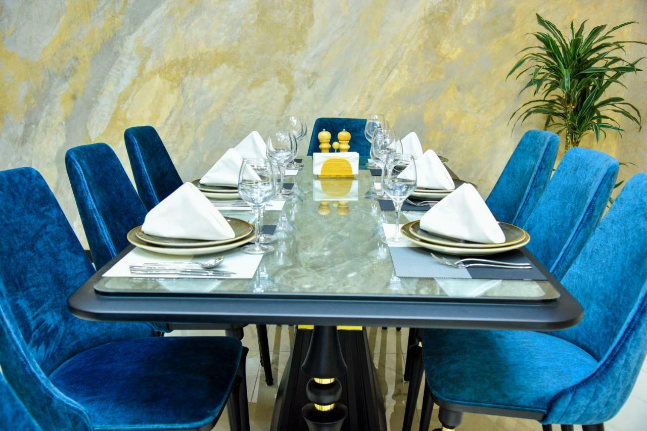 Supreme Hotel Baku Extérieur photo