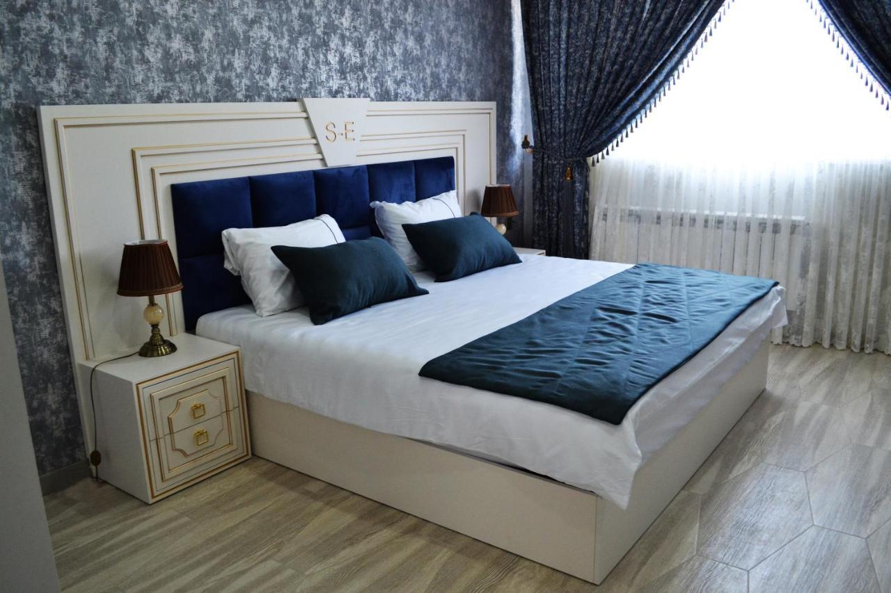 Supreme Hotel Baku Extérieur photo